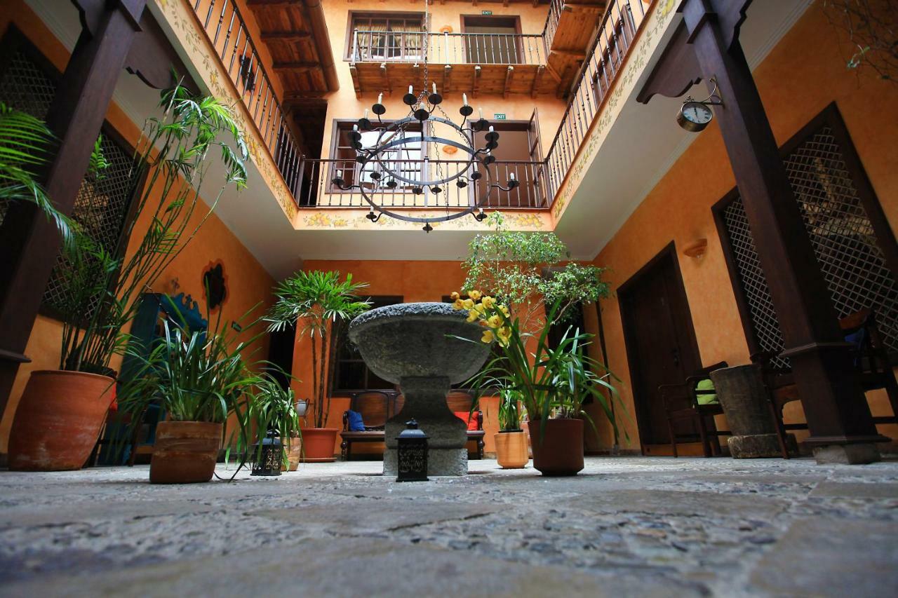 Hotel Casa Del Aguila กูเอ็งกา ภายนอก รูปภาพ